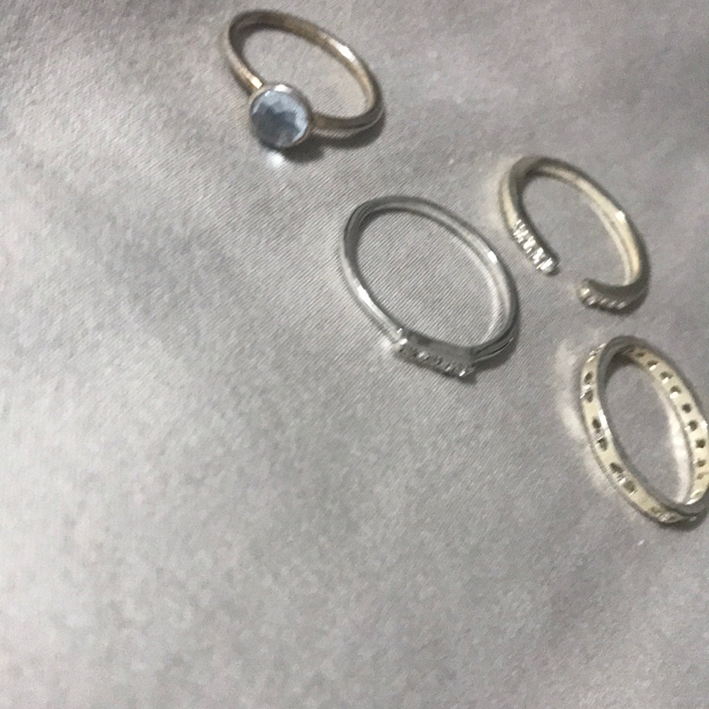 Jewelry bundle - Picture 4 of 9
